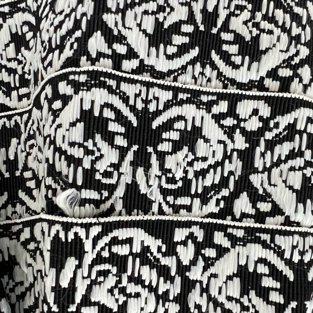 Aqua Brand Pattern Skirt - Picture 8 of 9